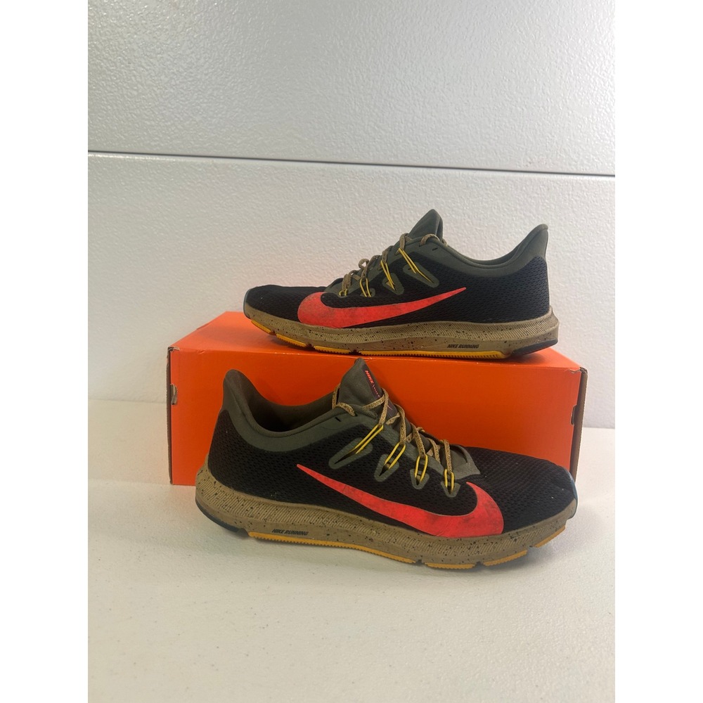 Nike Quest 2 Olive Flak Black Hyper Crimson Size Mens 12 Womens 13.5 #2862